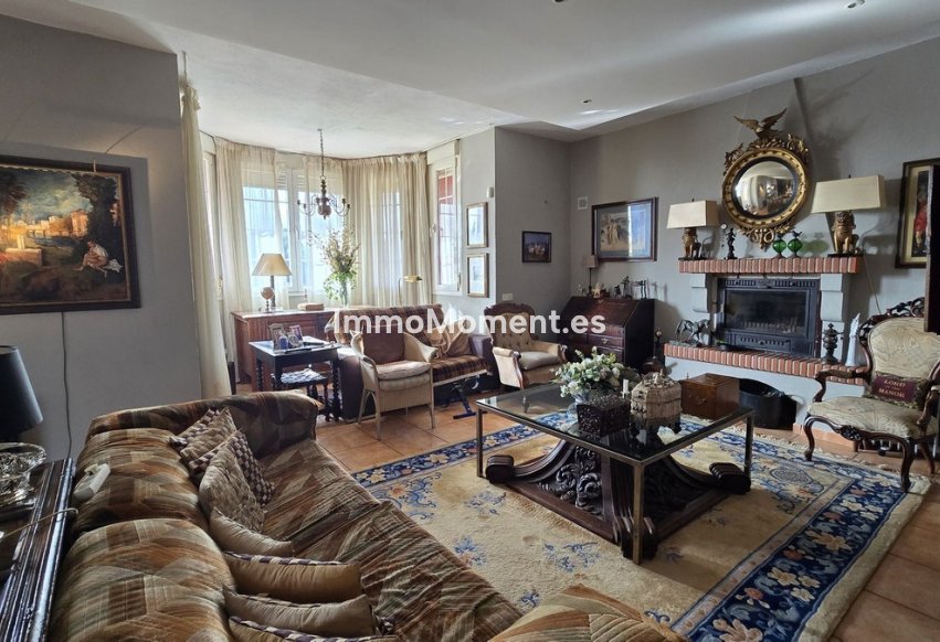 Resale - Detached villa - Estepona - New Golden Mile