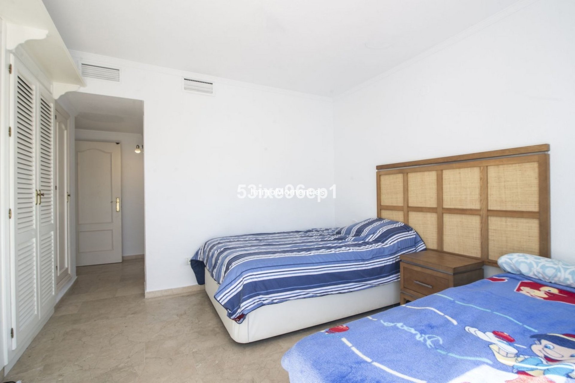 Resale - Detached villa - Estepona - New Golden Mile
