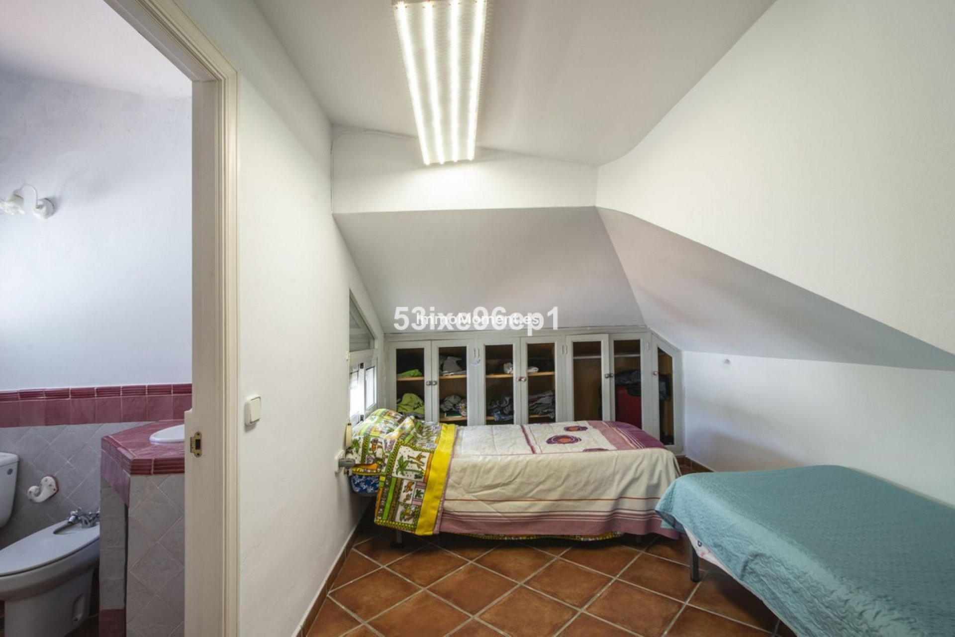 Resale - Detached villa - Estepona - New Golden Mile