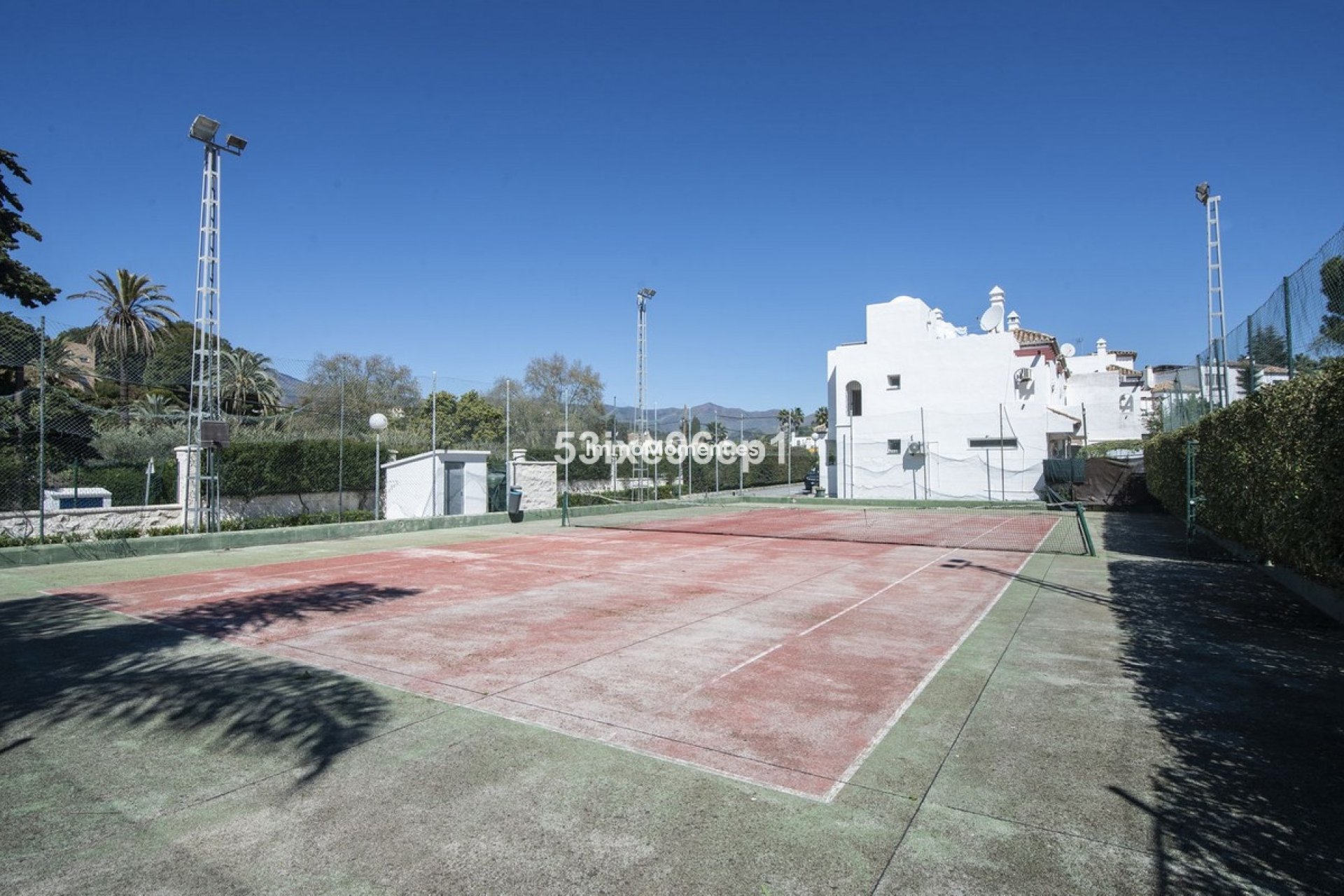 Resale - Detached villa - Estepona - New Golden Mile