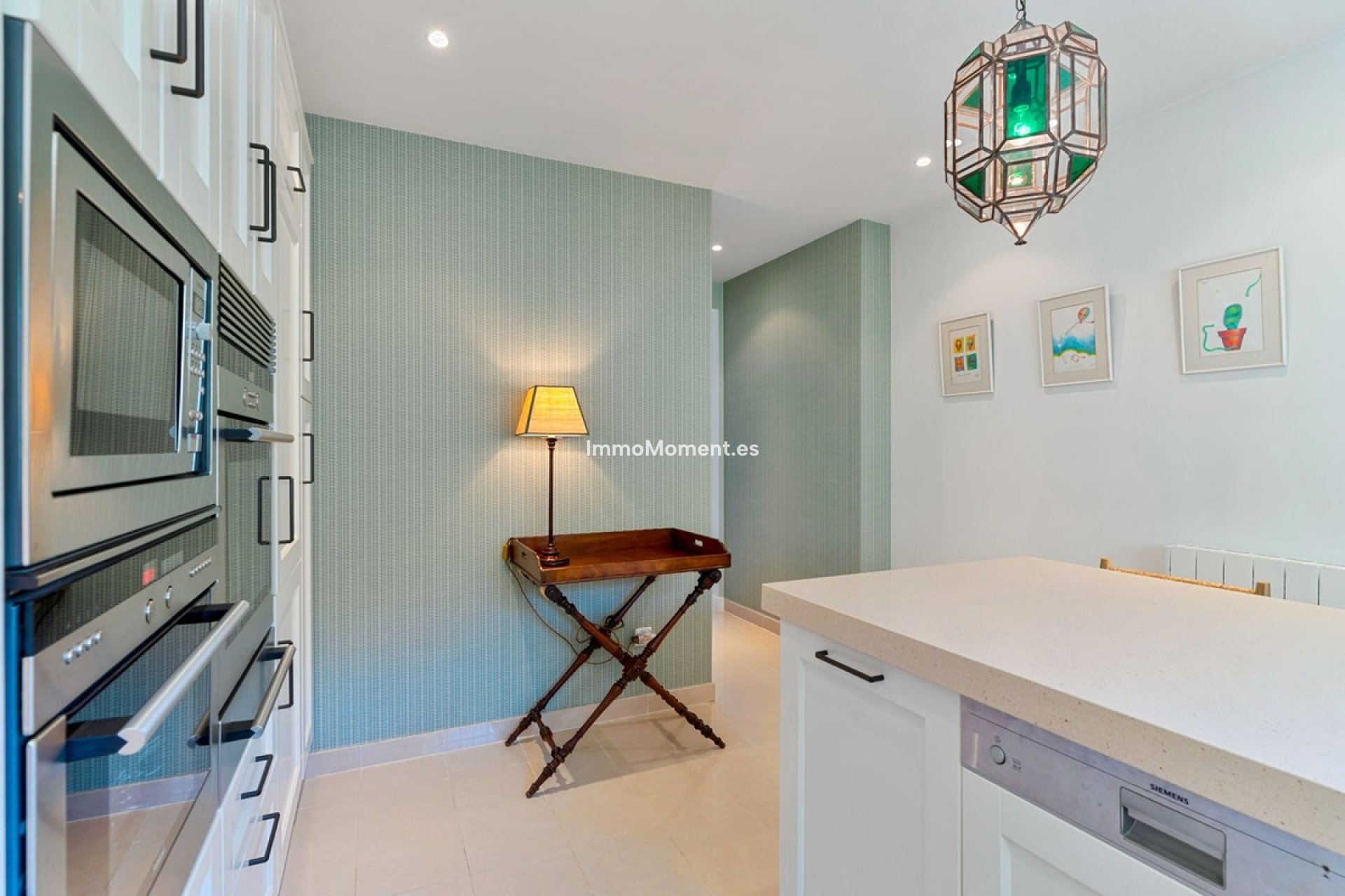 Resale - Detached villa - Estepona - New Golden Mile