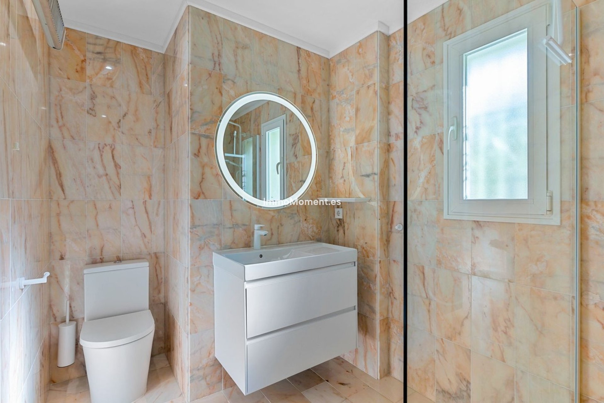 Resale - Detached villa - Estepona - New Golden Mile