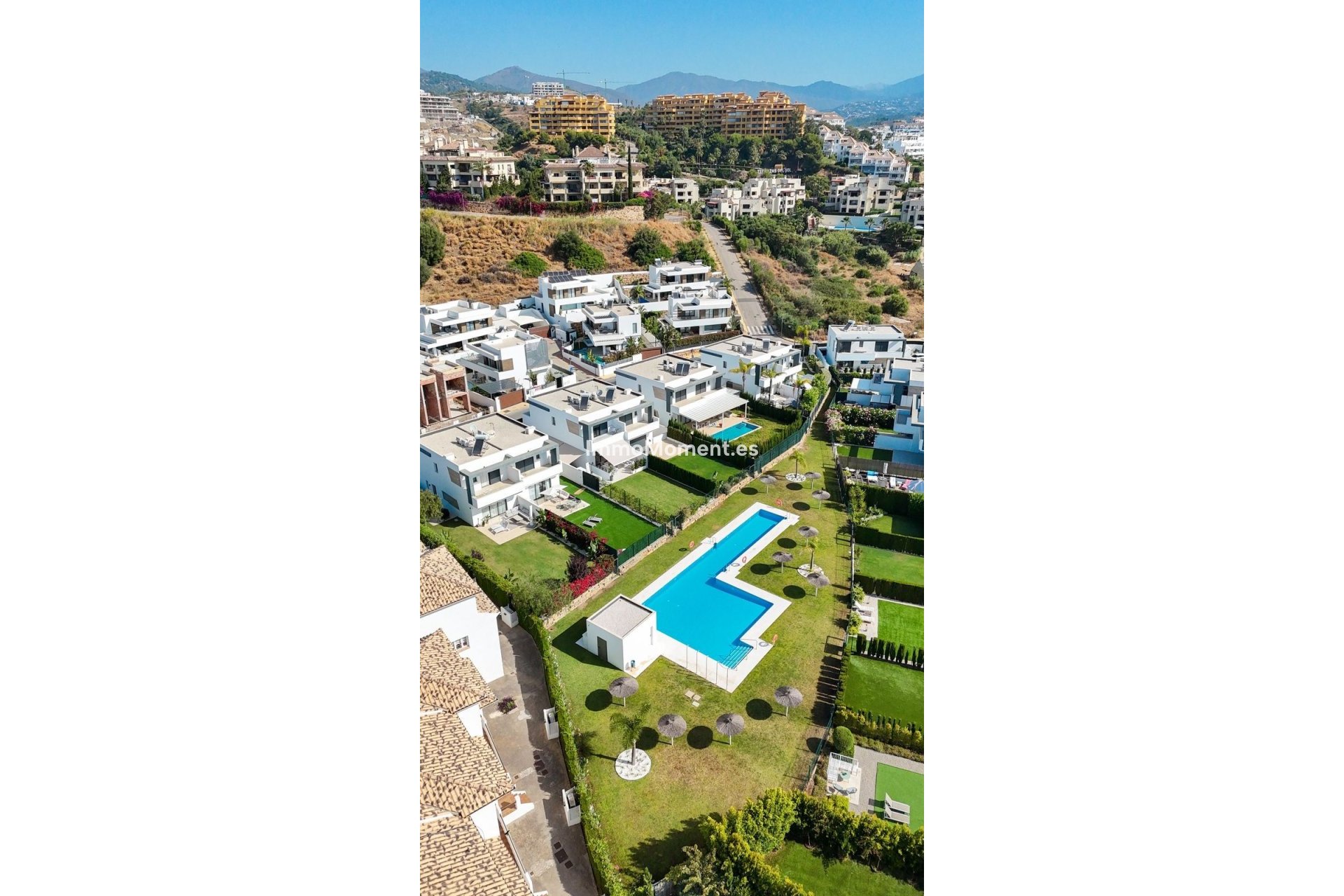Resale - Detached villa - Estepona - Selwo