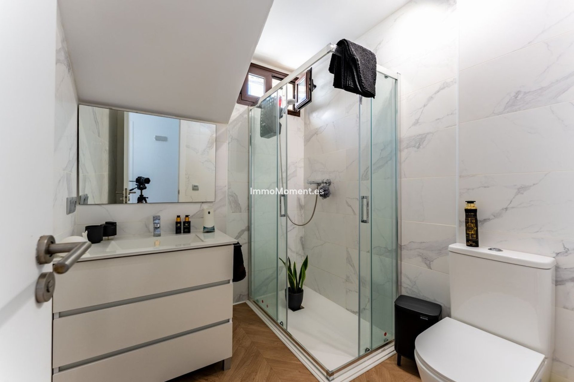 Resale - Detached villa - Estepona - Valle Romano