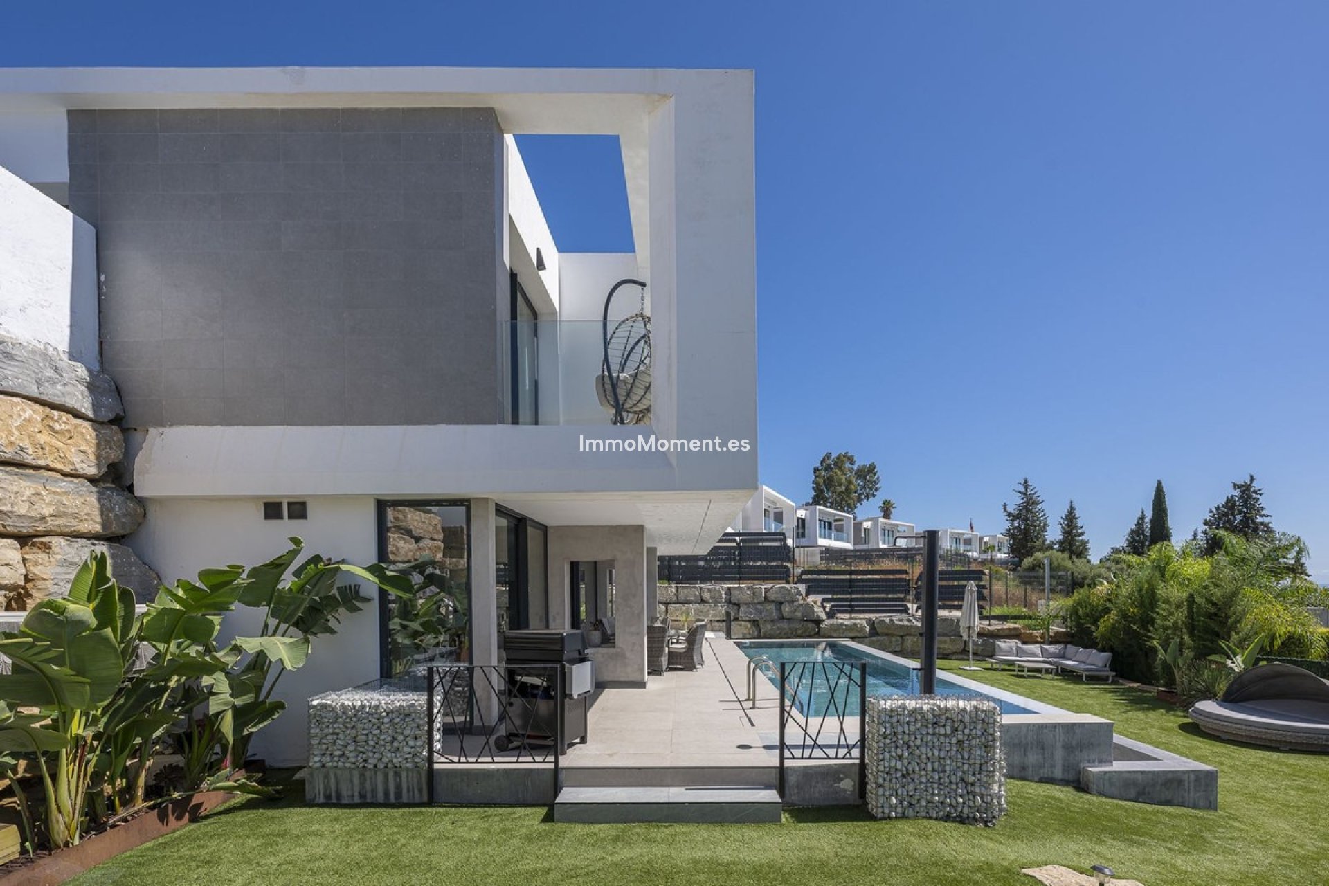 Resale - Detached villa - Estepona - Valle Romano
