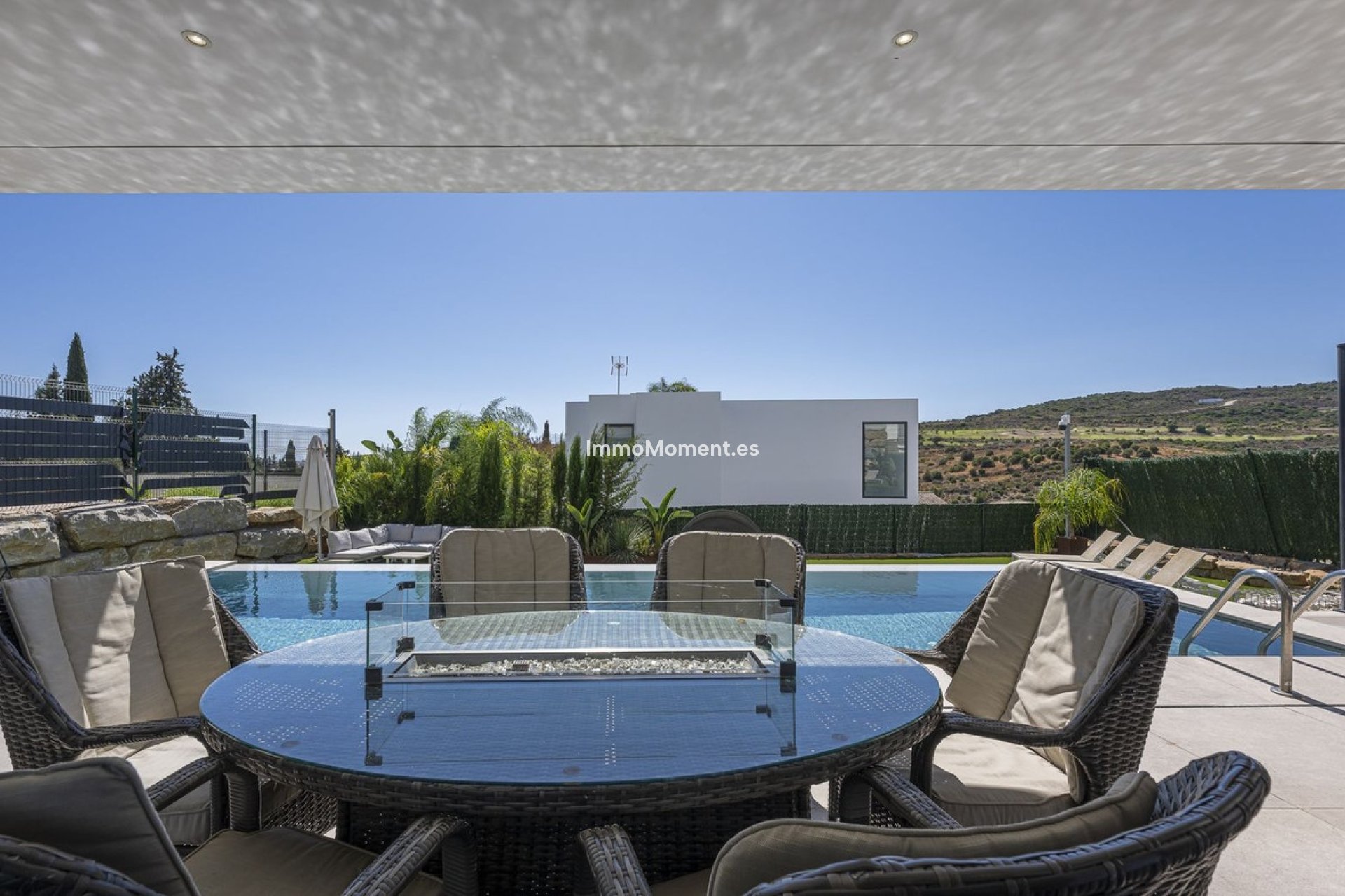 Resale - Detached villa - Estepona - Valle Romano
