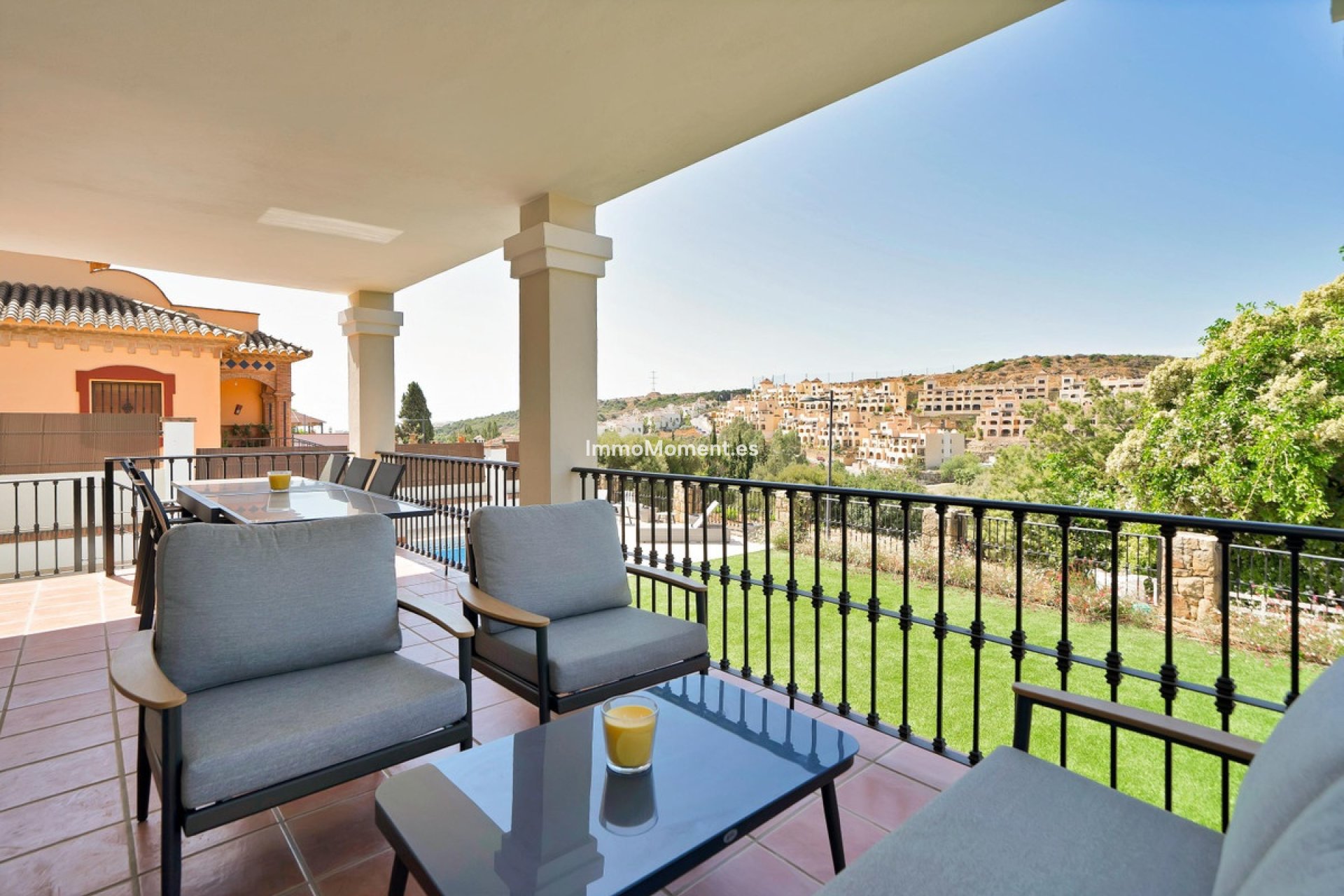 Resale - Detached villa - Estepona - Valle Romano