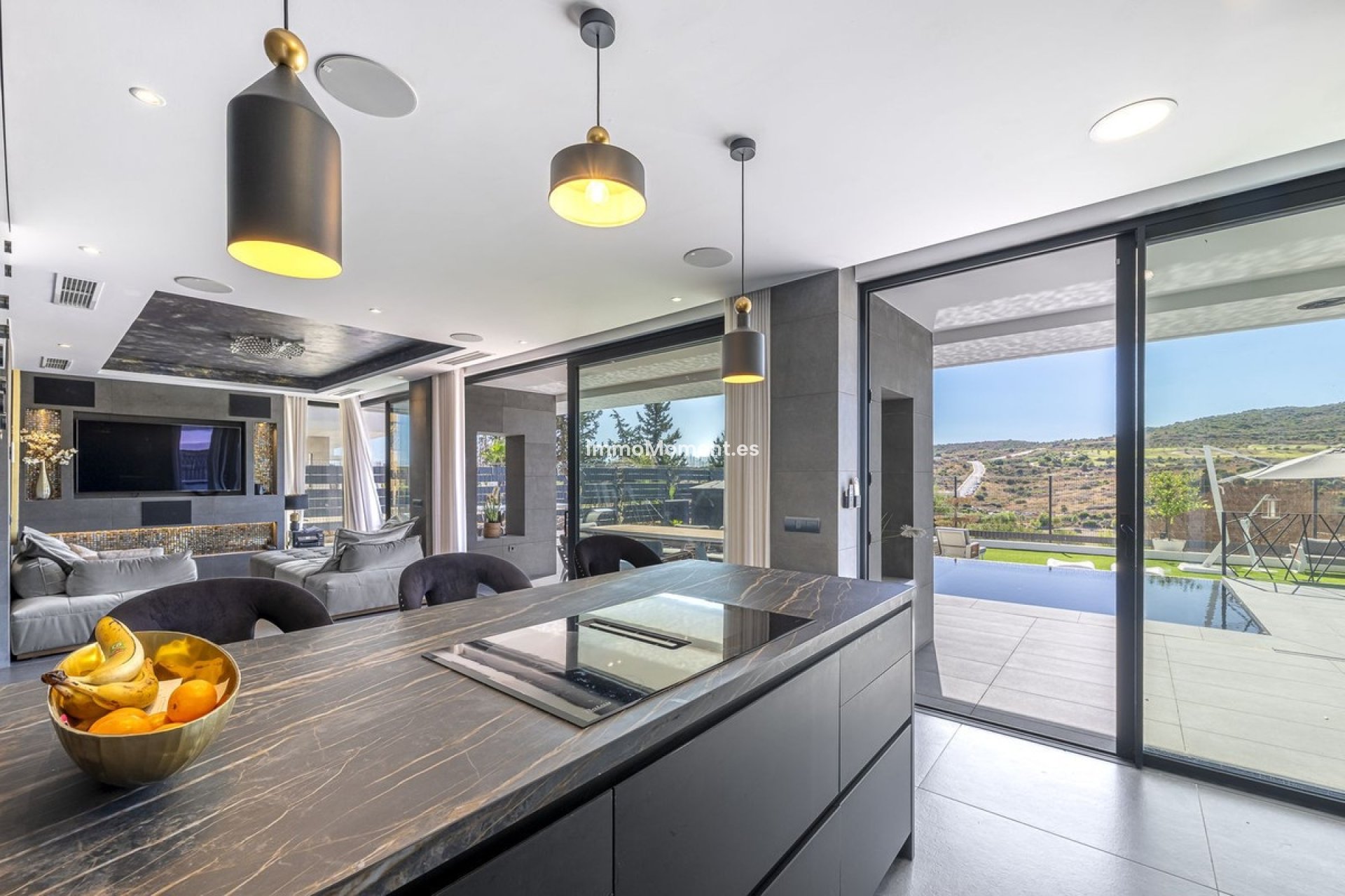 Resale - Detached villa - Estepona - Valle Romano