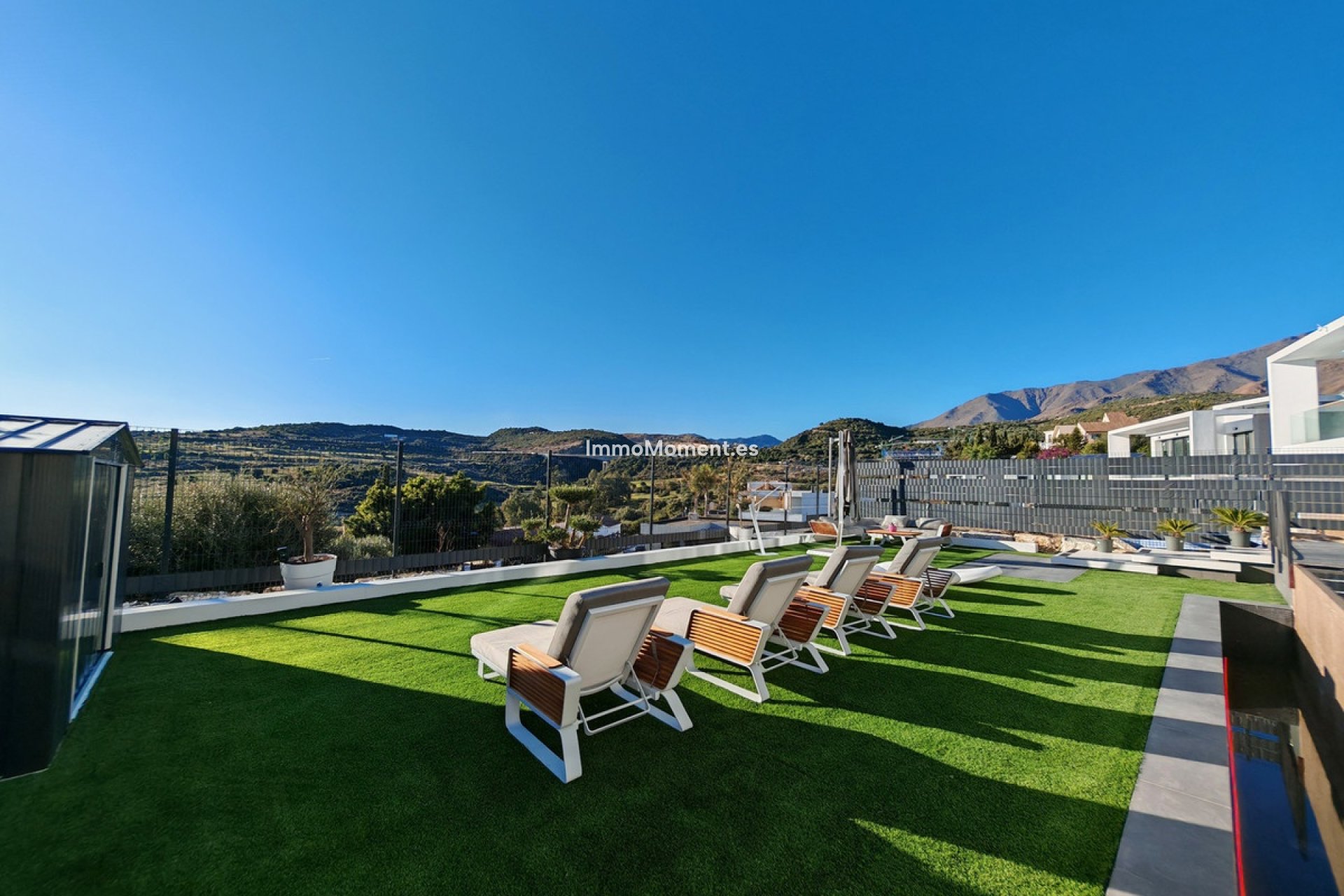 Resale - Detached villa - Estepona - Valle Romano