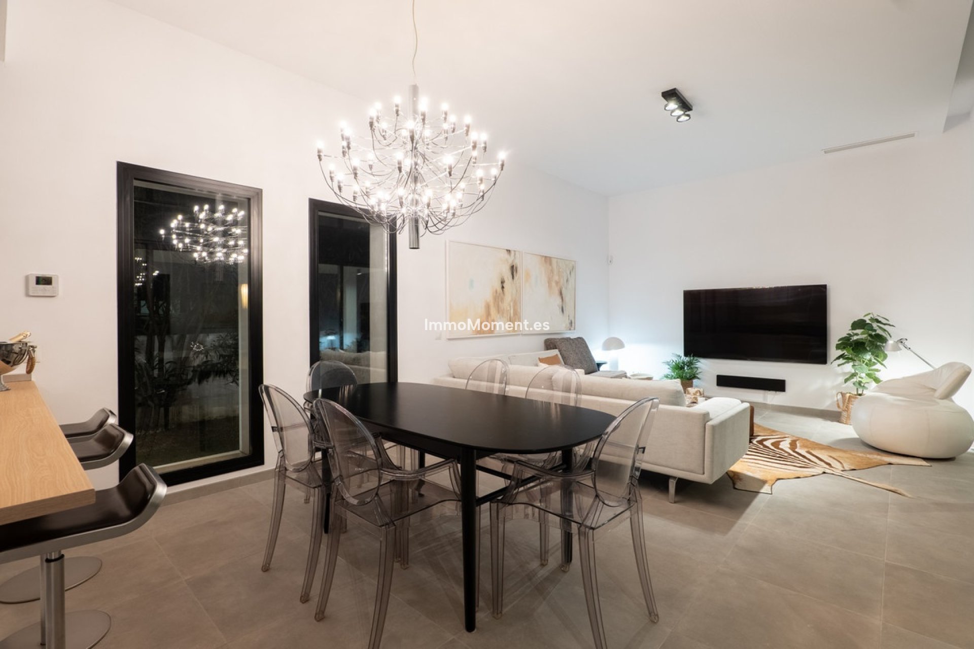 Resale - Detached villa - Estepona - Valle Romano
