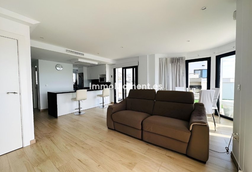 Resale - Detached villa - Finestrat
