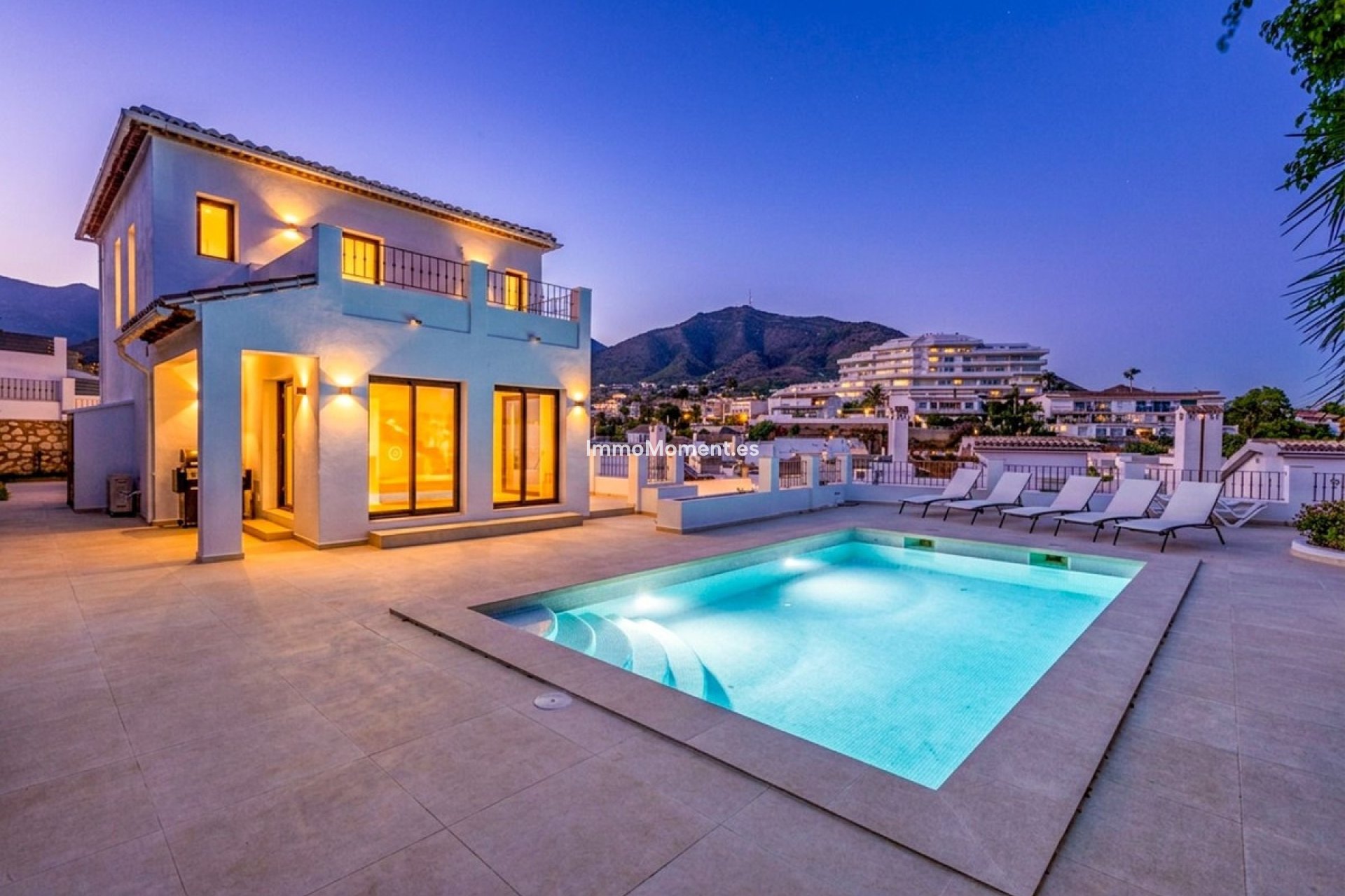 Resale - Detached villa - Fuengirola - Torreblanca
