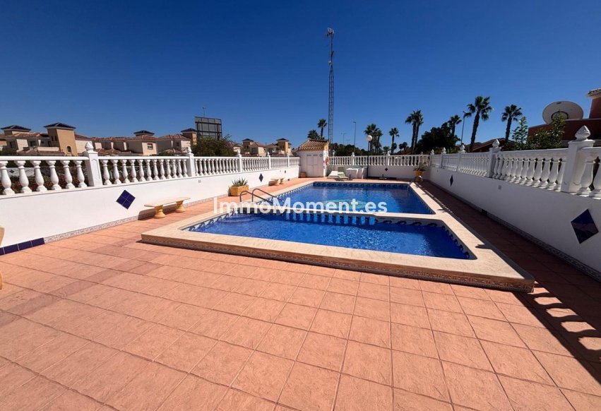 Resale - Detached villa - Guardamar del Segura - Urbanización El Raso