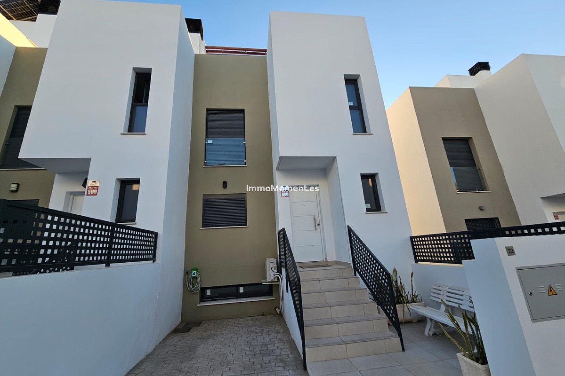 Resale - Detached villa - Inland  - Alhaurín de la Torre