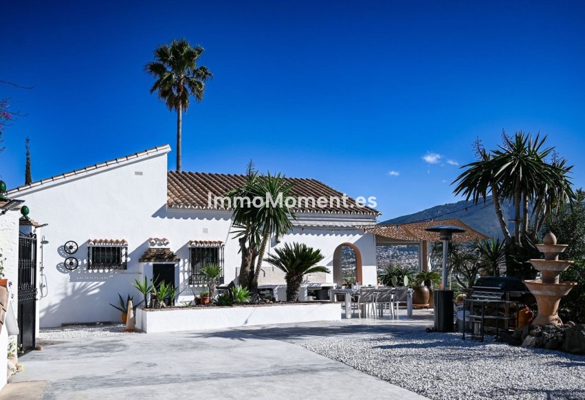 Resale - Detached villa - Inland  - Alhaurín de la Torre