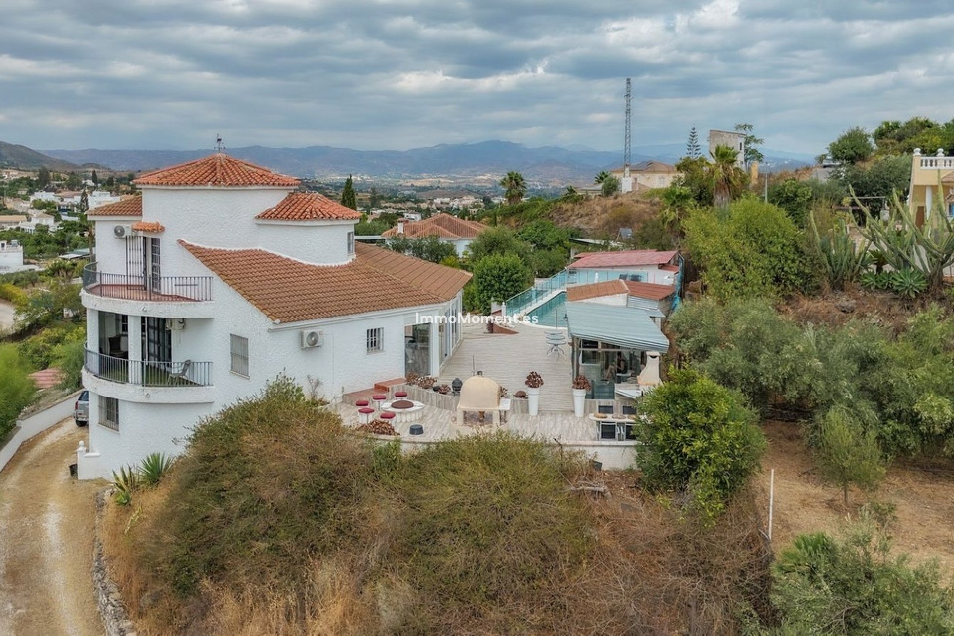 Resale - Detached villa - Inland  - Alhaurín de la Torre