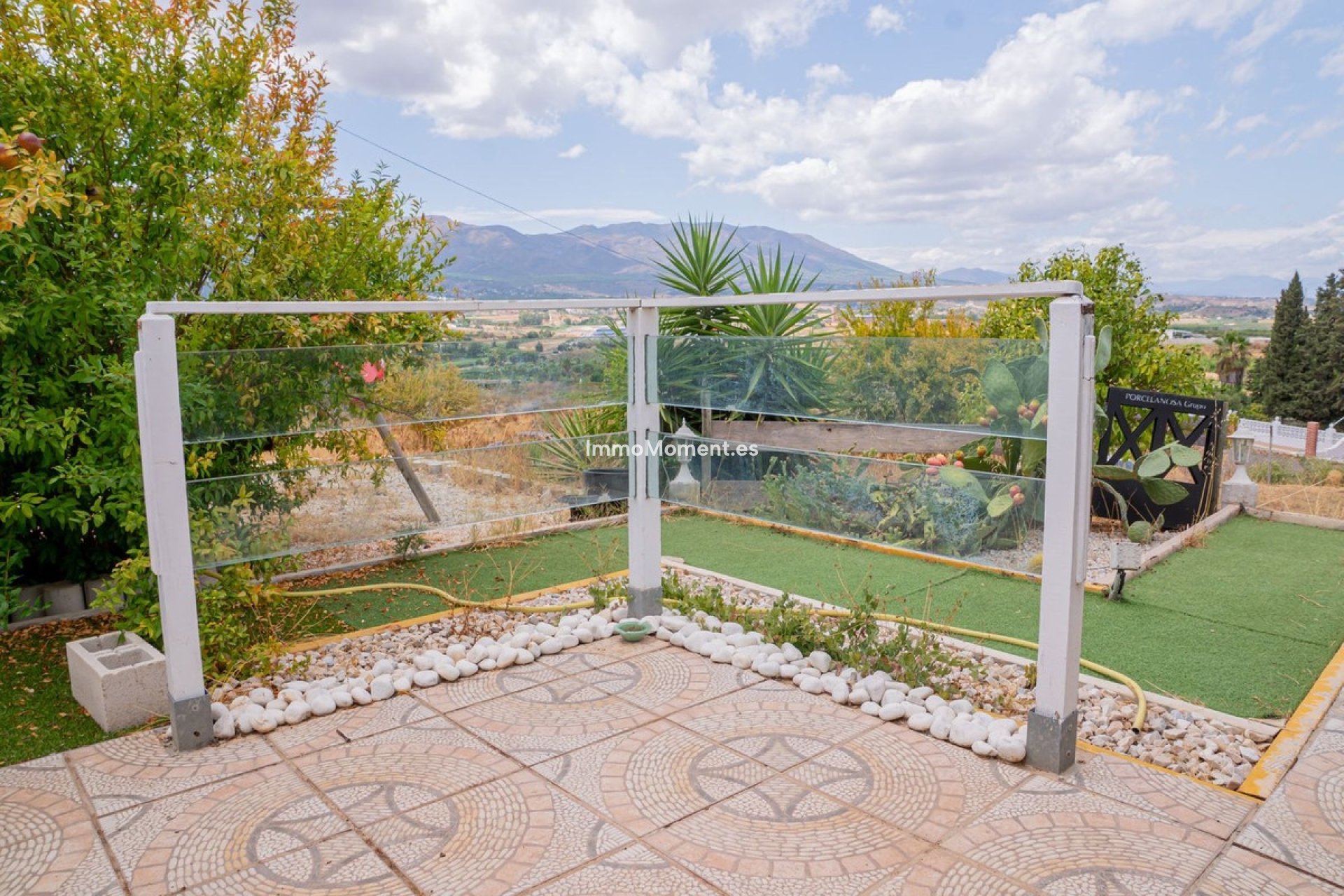 Resale - Detached villa - Inland  - Alhaurín de la Torre