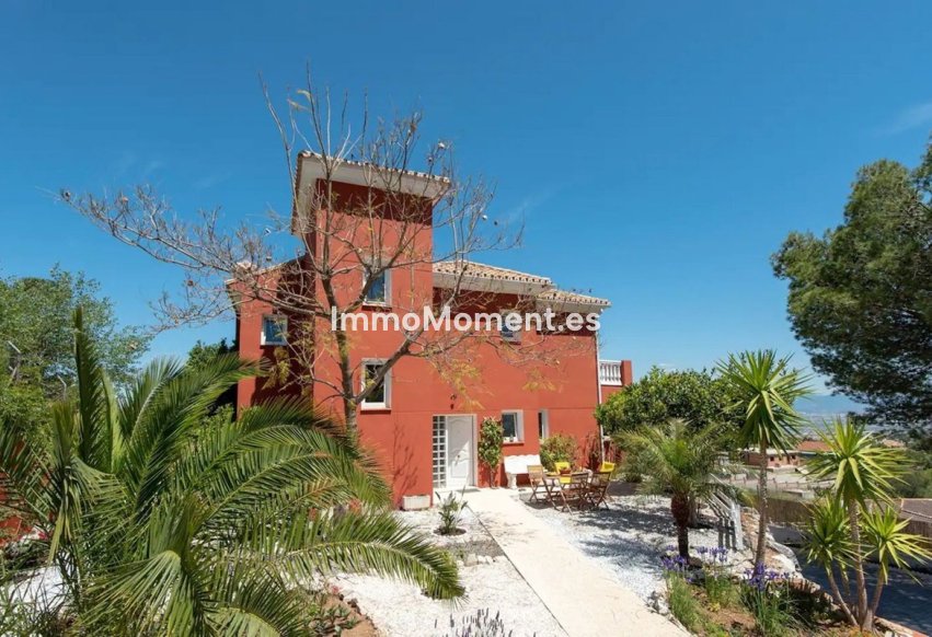 Resale - Detached villa - Inland  - Alhaurín de la Torre