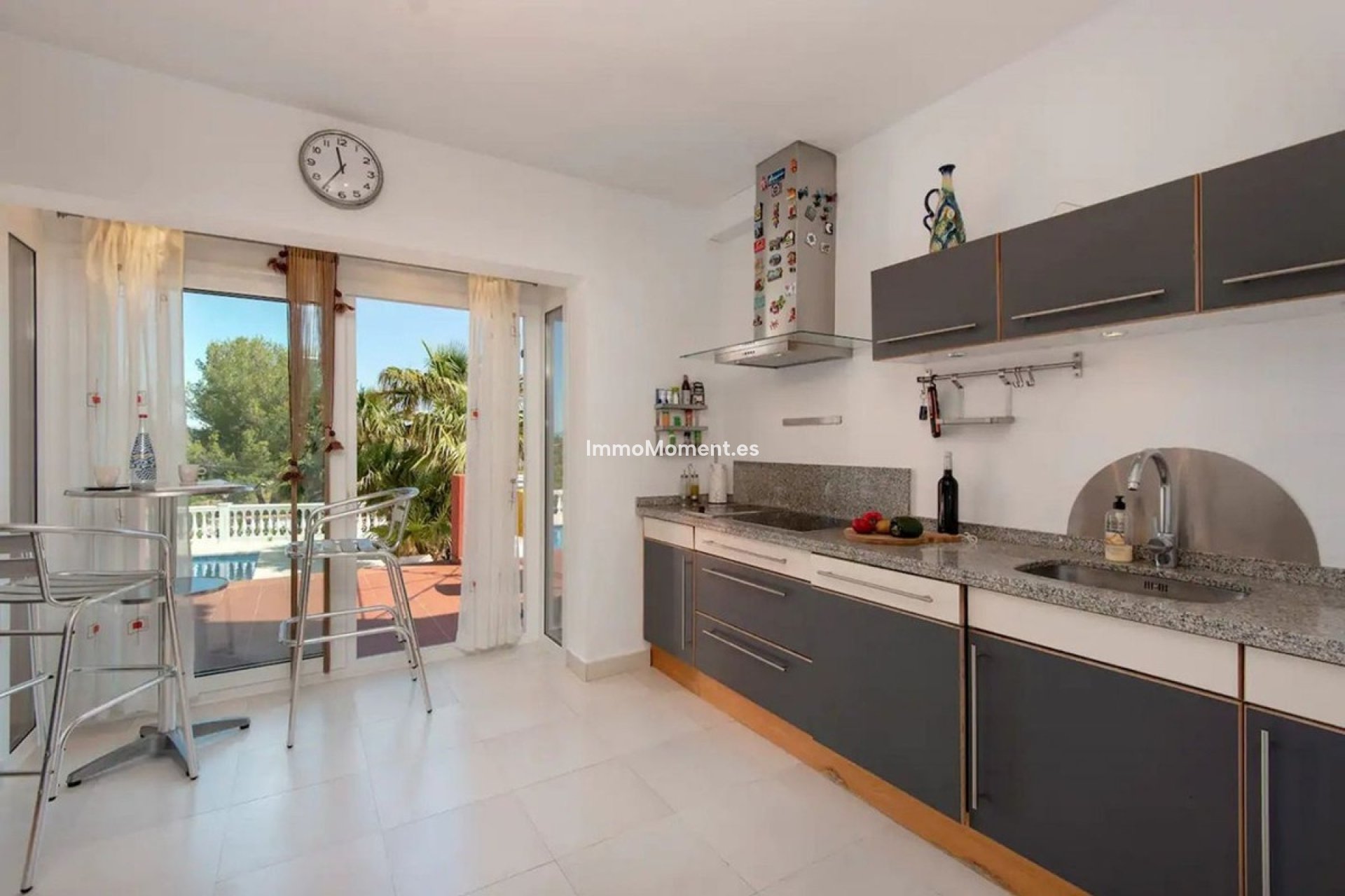 Resale - Detached villa - Inland  - Alhaurín de la Torre