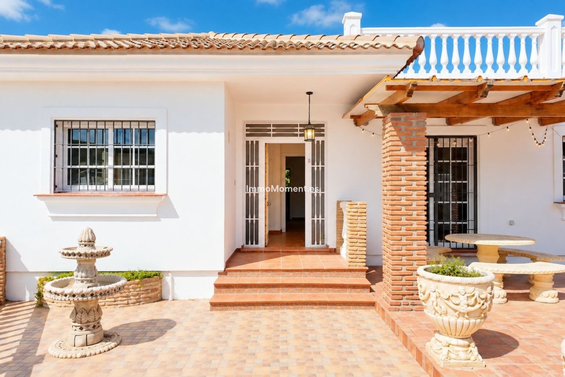 Resale - Detached villa - Inland  - Alhaurín de la Torre