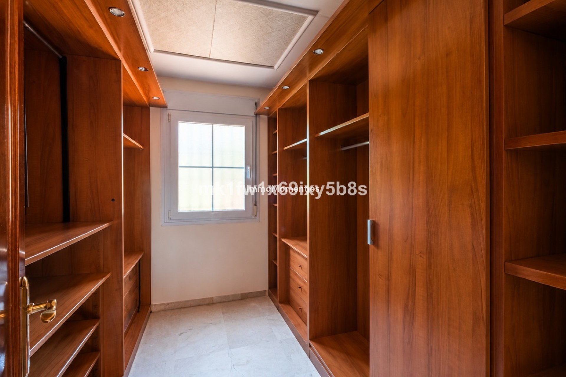 Resale - Detached villa - Inland  - Alhaurín de la Torre