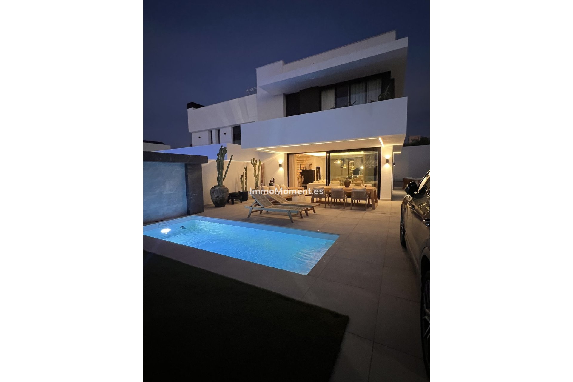 Resale - Detached villa - Inland  - Alhaurín de la Torre