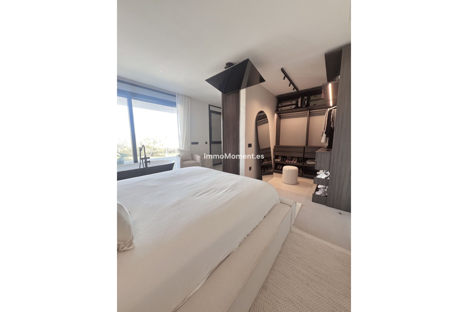 Resale - Detached villa - Inland  - Alhaurín de la Torre
