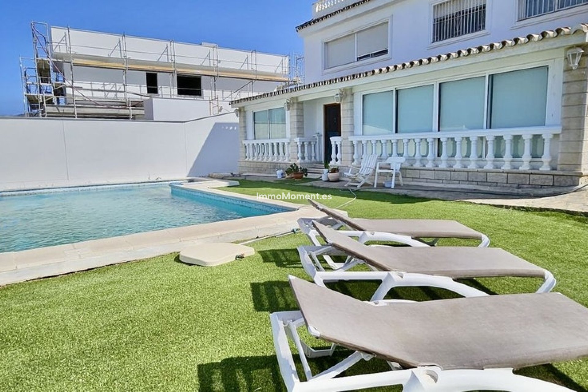 Resale - Detached villa - Inland  - Alhaurín de la Torre