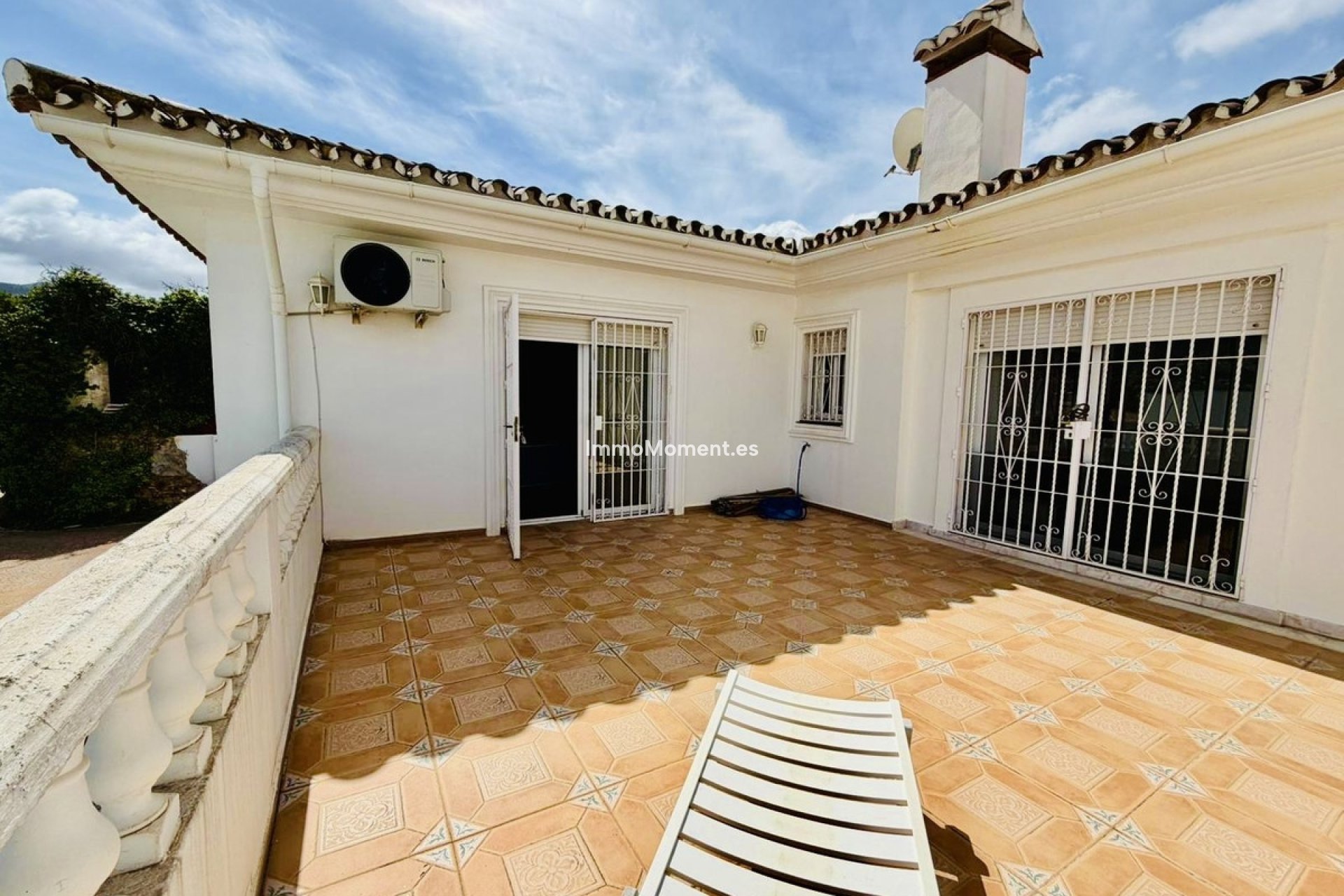 Resale - Detached villa - Inland  - Alhaurín de la Torre