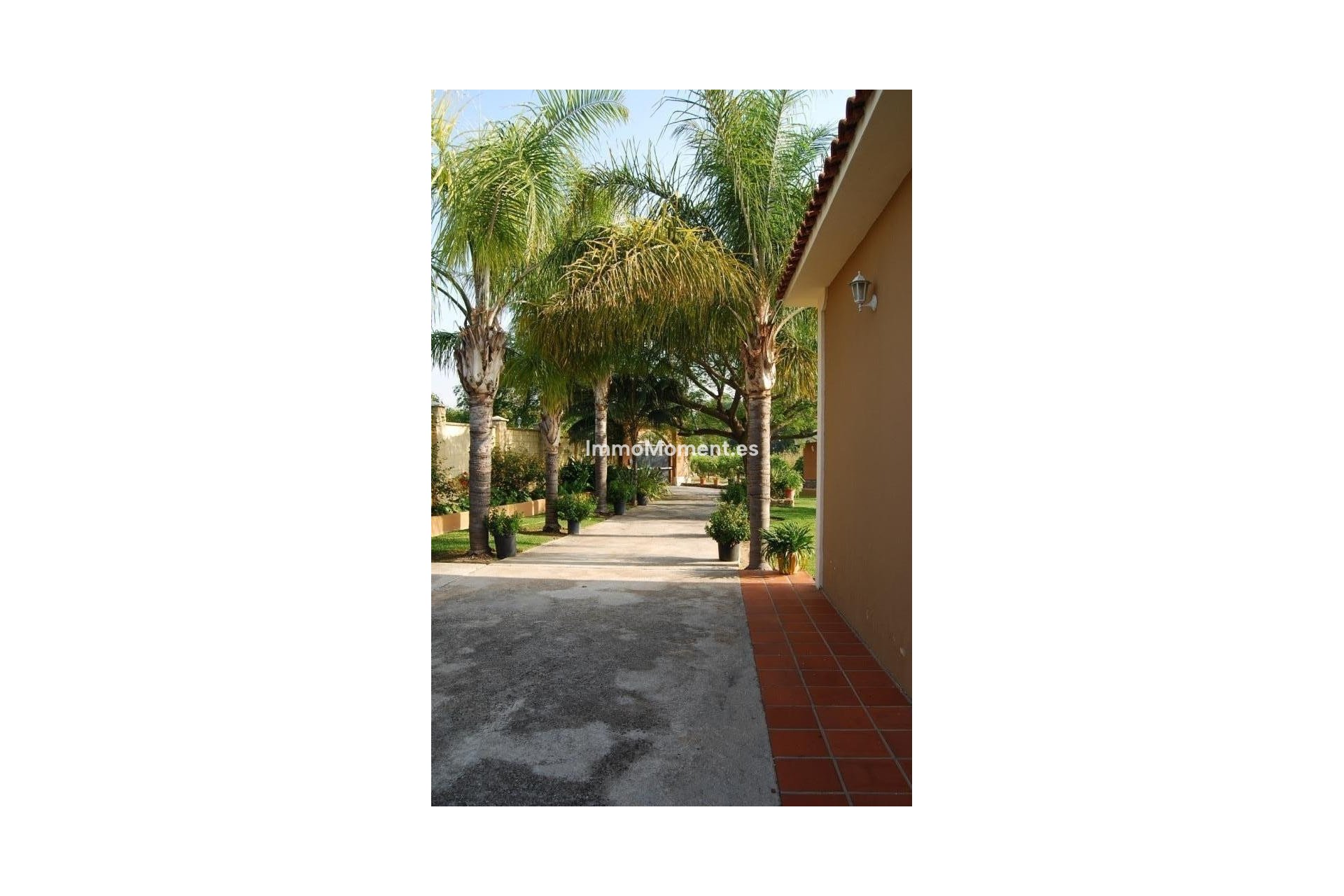 Resale - Detached villa - Inland  - Alhaurín de la Torre