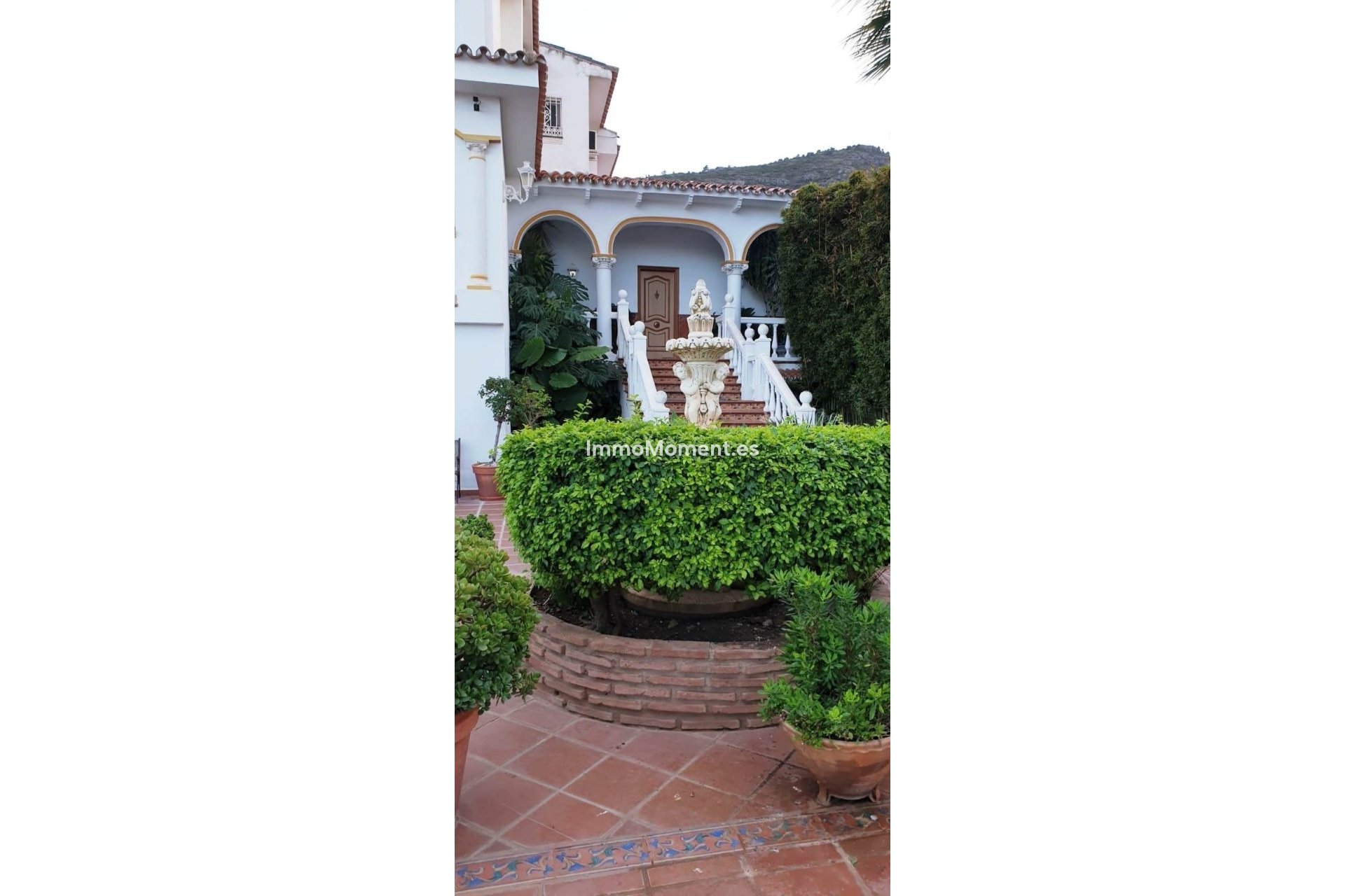 Resale - Detached villa - Inland  - Alhaurín de la Torre
