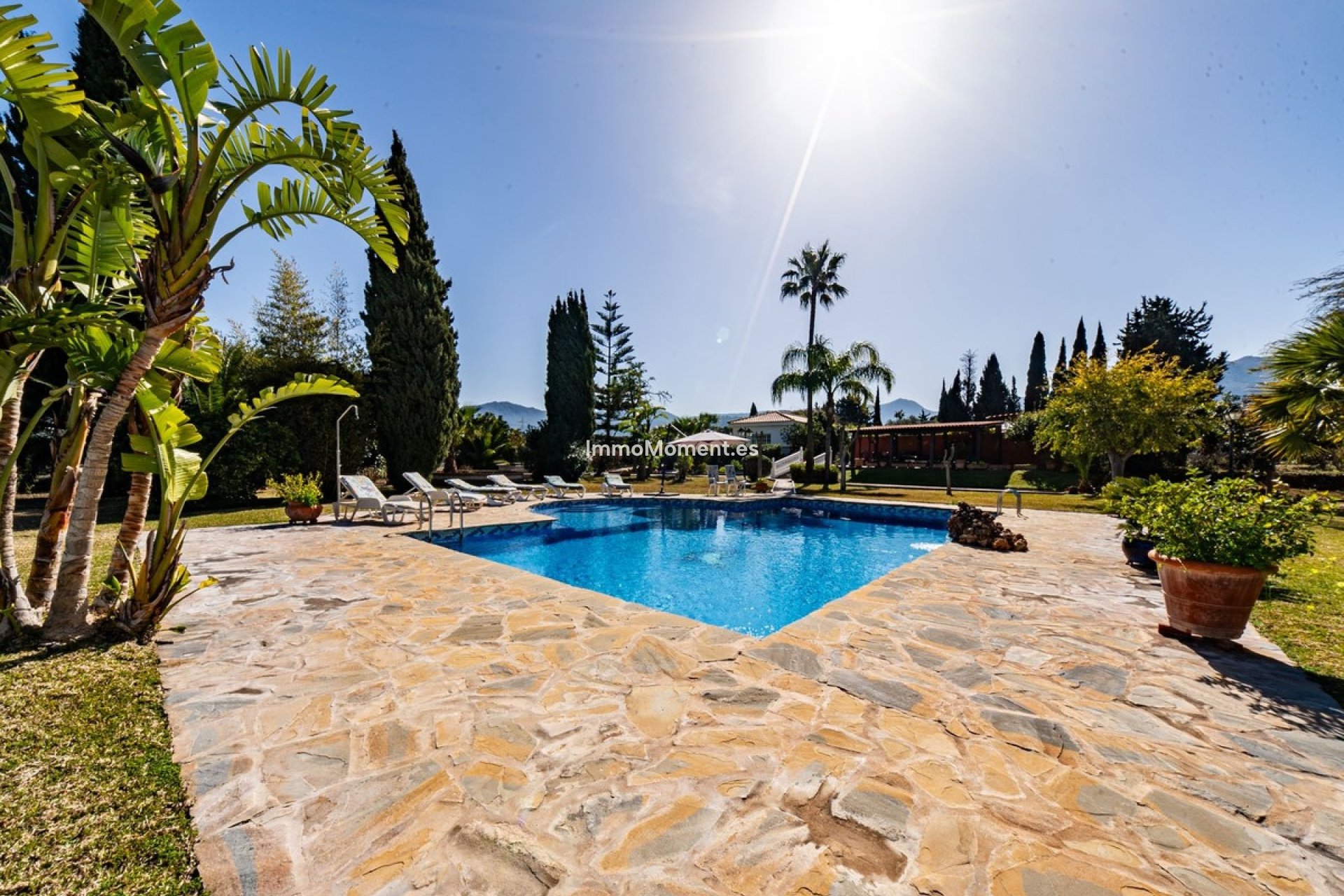 Resale - Detached villa - Inland  - Alhaurín de la Torre