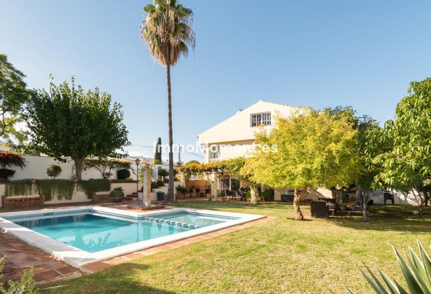 Resale - Detached villa - Inland  - Alhaurín de la Torre