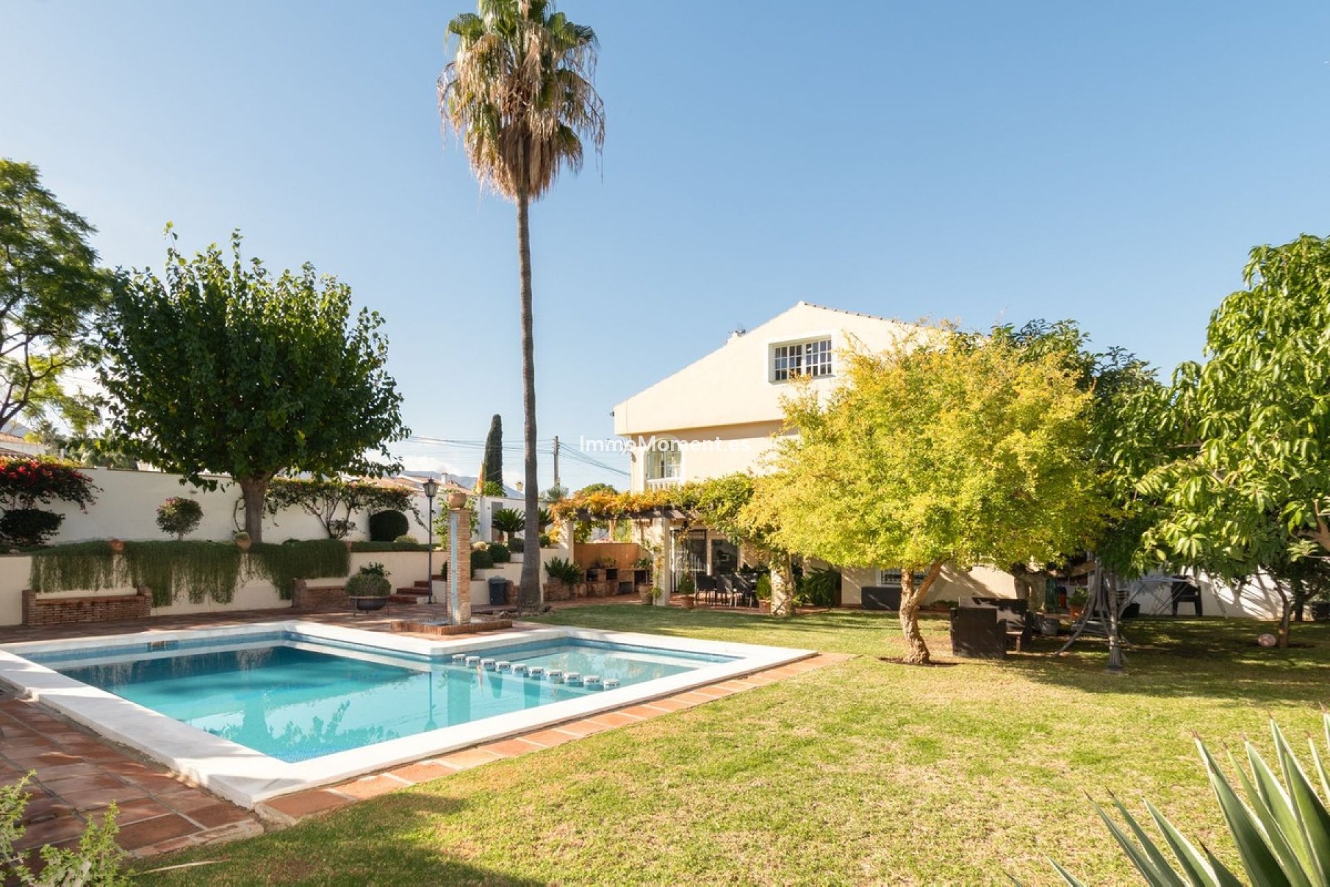 Resale - Detached villa - Inland  - Alhaurín de la Torre