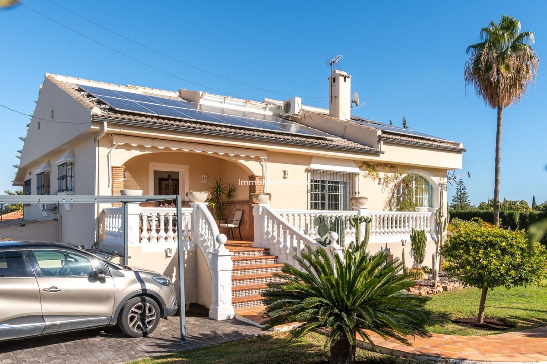 Resale - Detached villa - Inland  - Alhaurín de la Torre