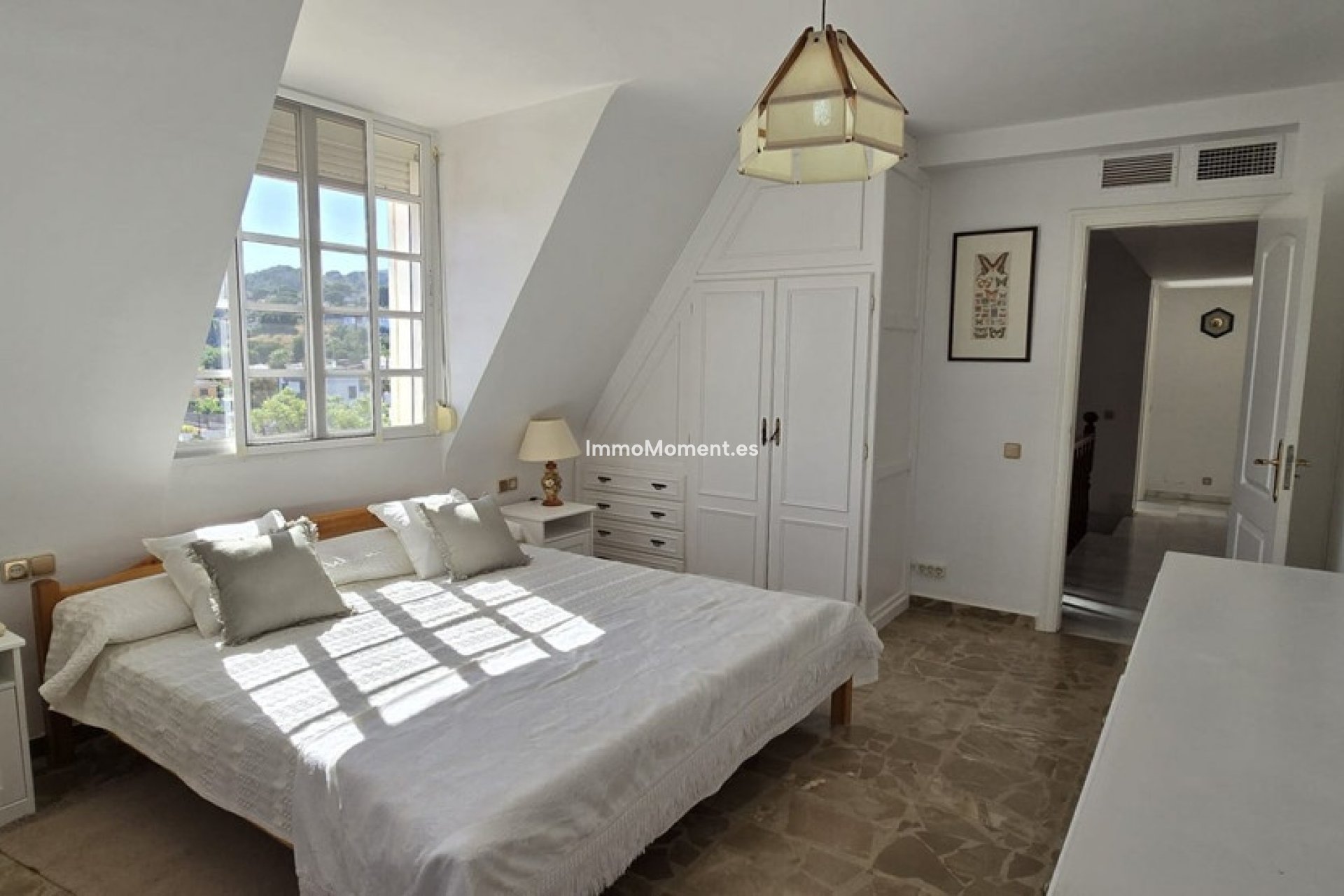 Resale - Detached villa - Inland  - Alhaurín de la Torre
