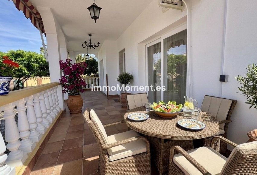 Resale - Detached villa - Inland  - Alhaurín de la Torre