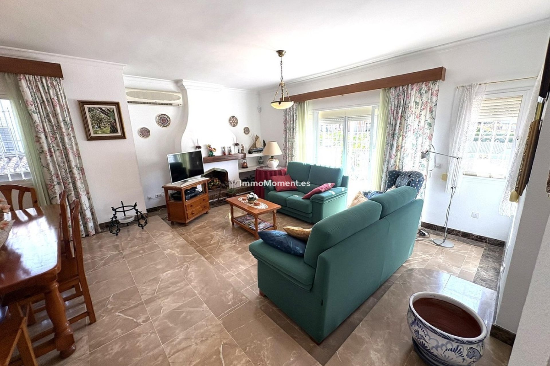 Resale - Detached villa - Inland  - Alhaurín de la Torre