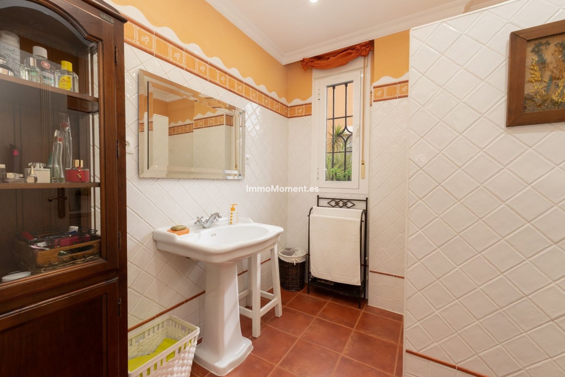 Resale - Detached villa - Inland  - Alhaurín de la Torre