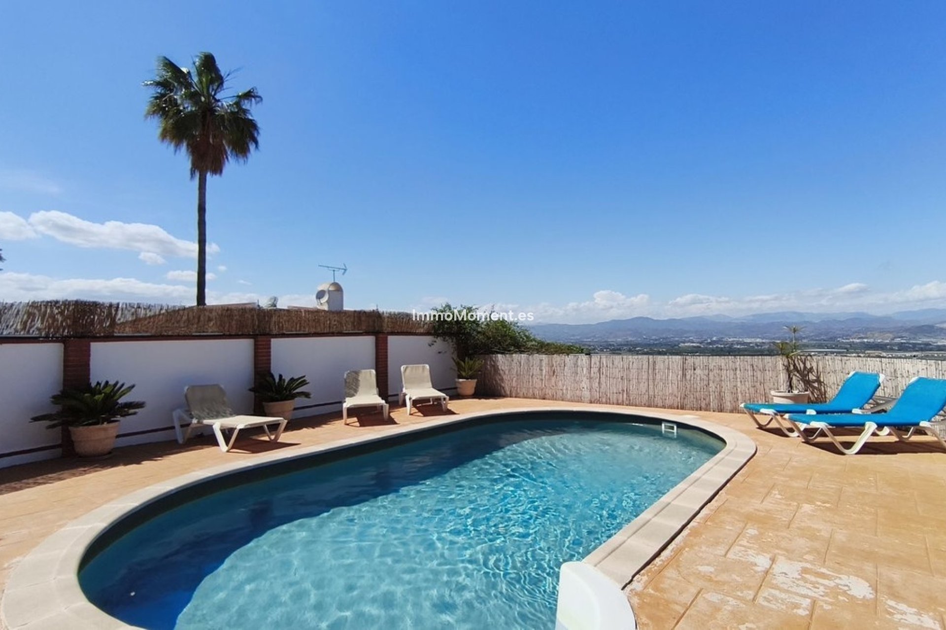 Resale - Detached villa - Inland  - Alhaurín de la Torre