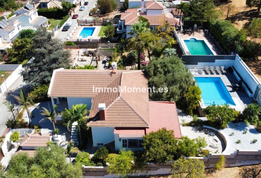 Resale - Detached villa - Inland  - Alhaurín de la Torre