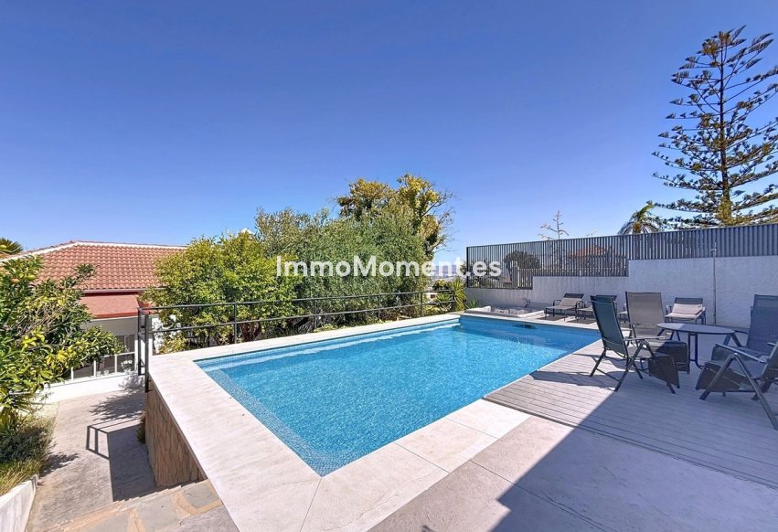 Resale - Detached villa - Inland  - Alhaurín de la Torre