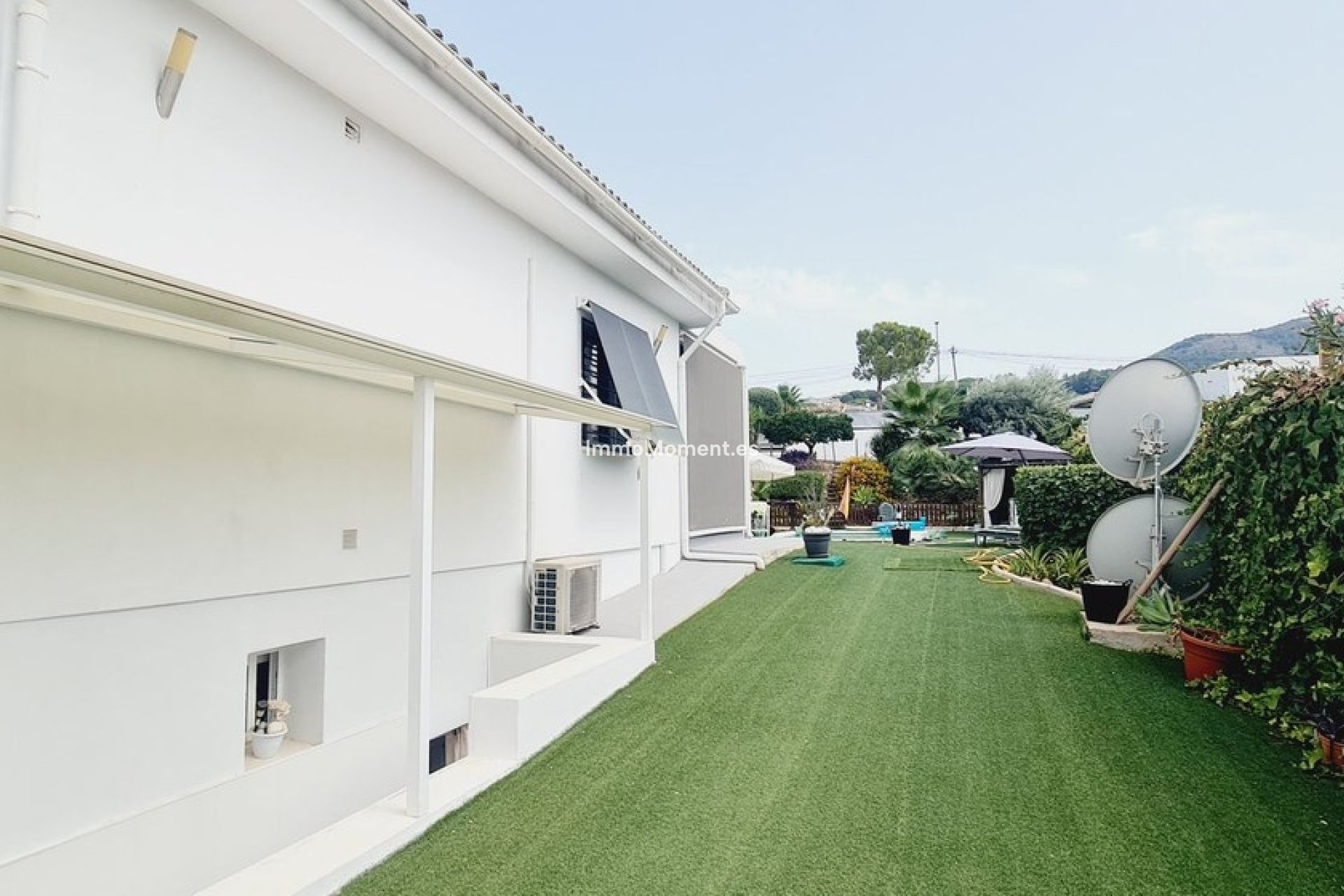 Resale - Detached villa - Inland  - Alhaurín de la Torre