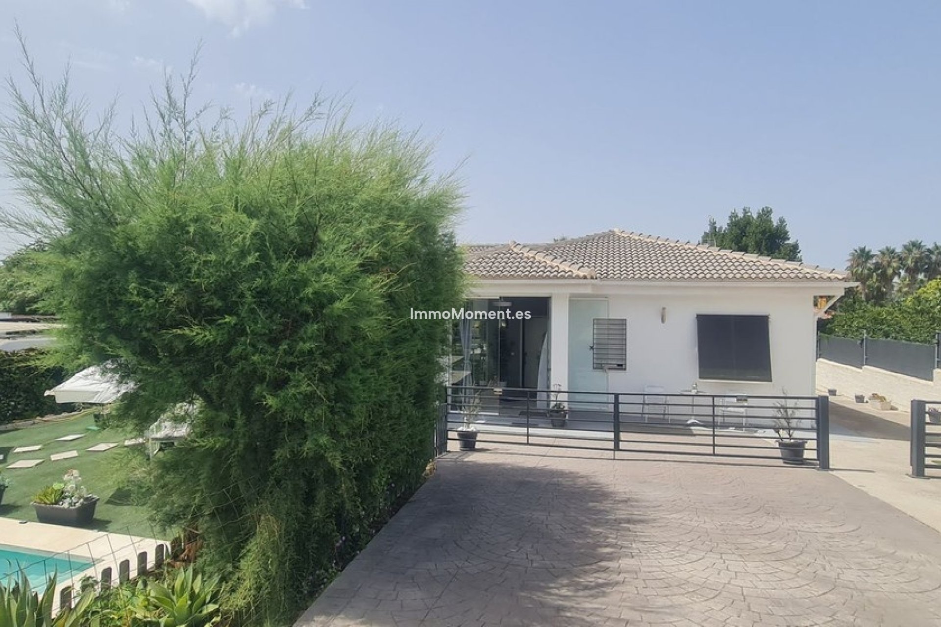 Resale - Detached villa - Inland  - Alhaurín de la Torre
