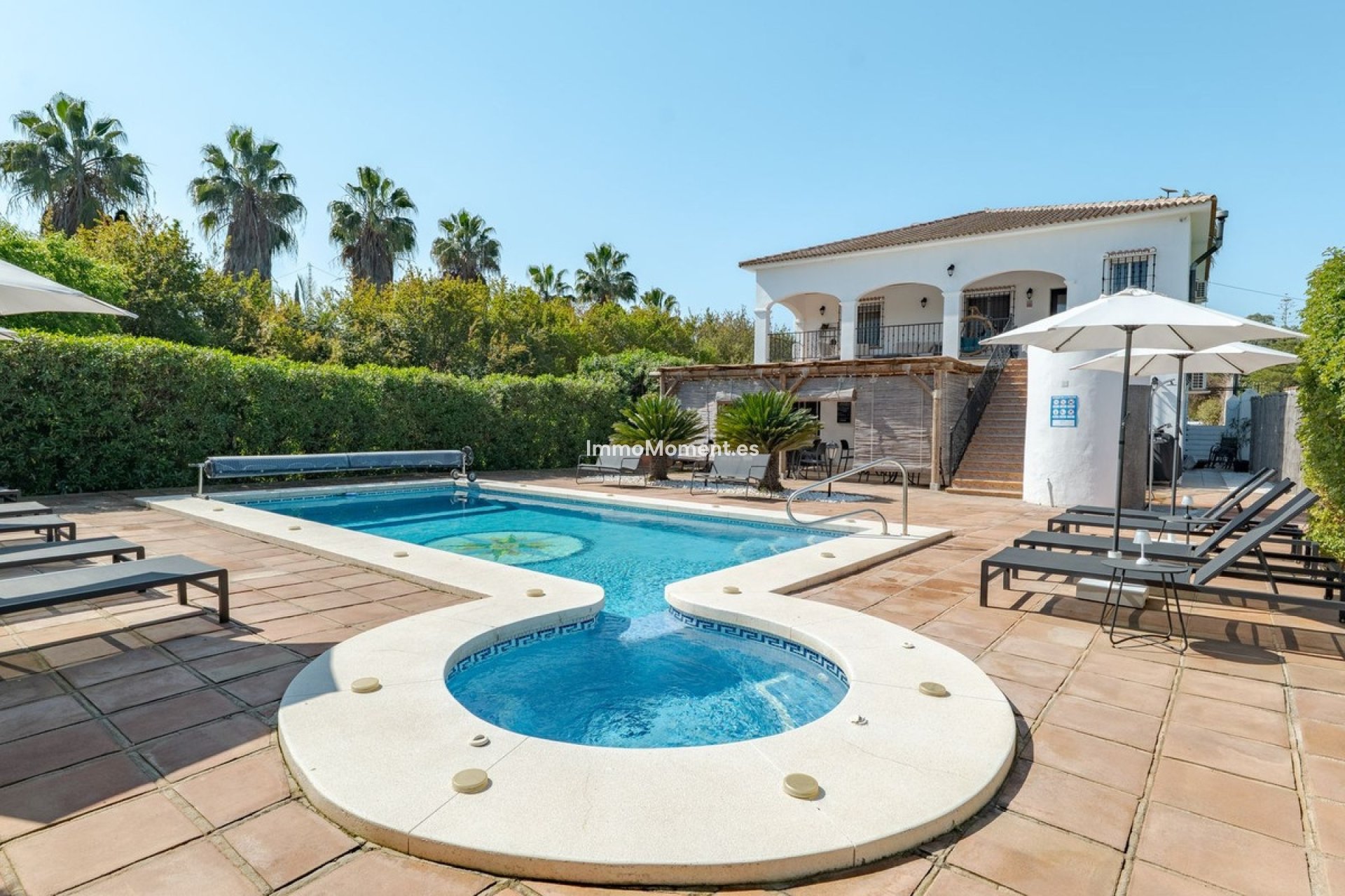 Resale - Detached villa - Inland  - Alhaurín el Grande Centro