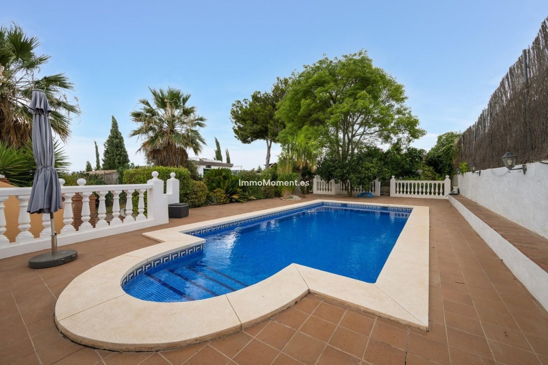 Resale - Detached villa - Inland  - Alhaurín el Grande Centro