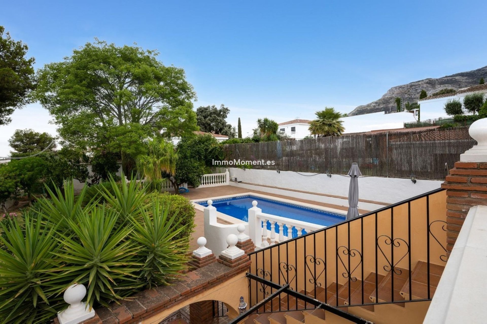 Resale - Detached villa - Inland  - Alhaurín el Grande Centro