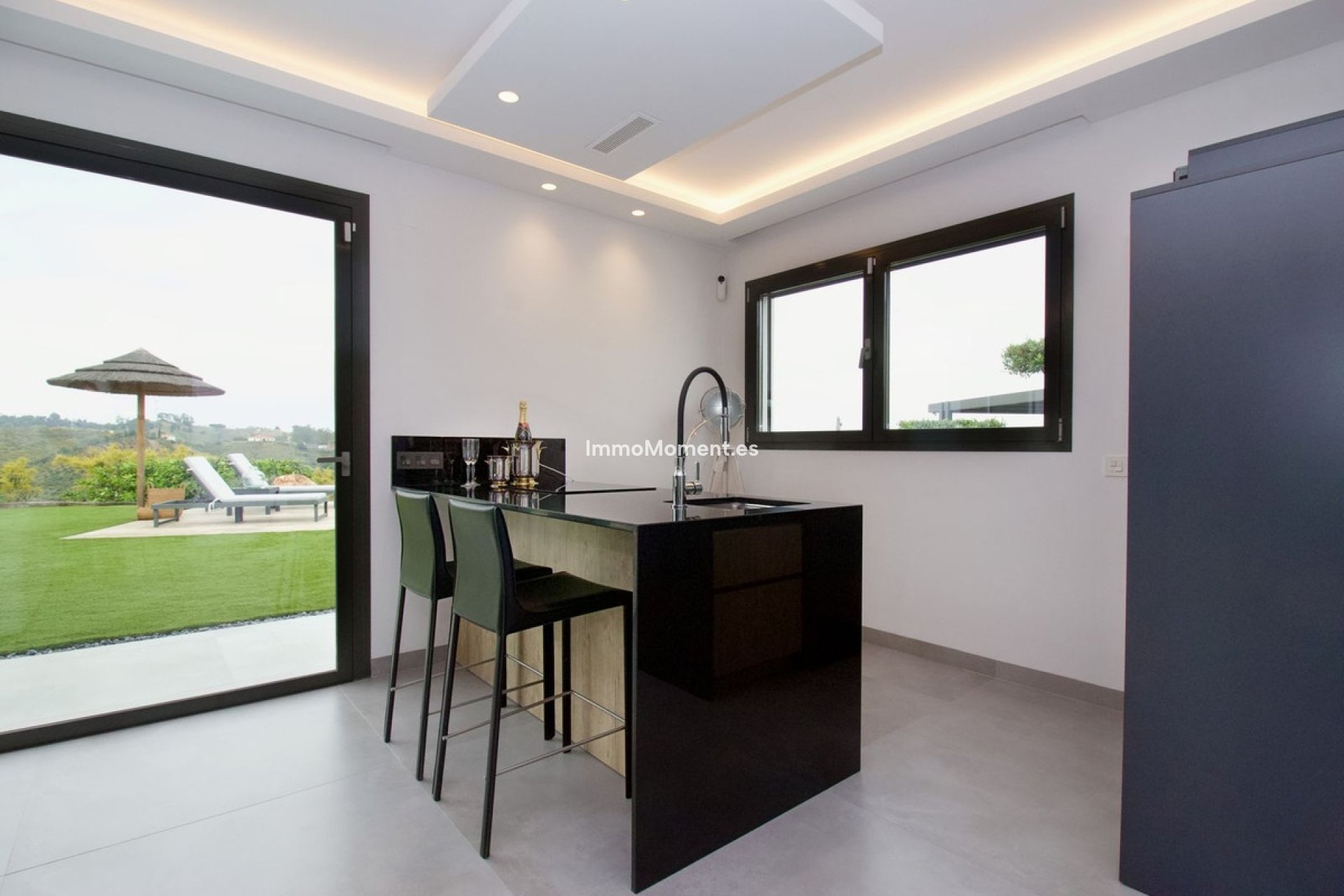 Resale - Detached villa - Inland  - Alhaurín el Grande Centro