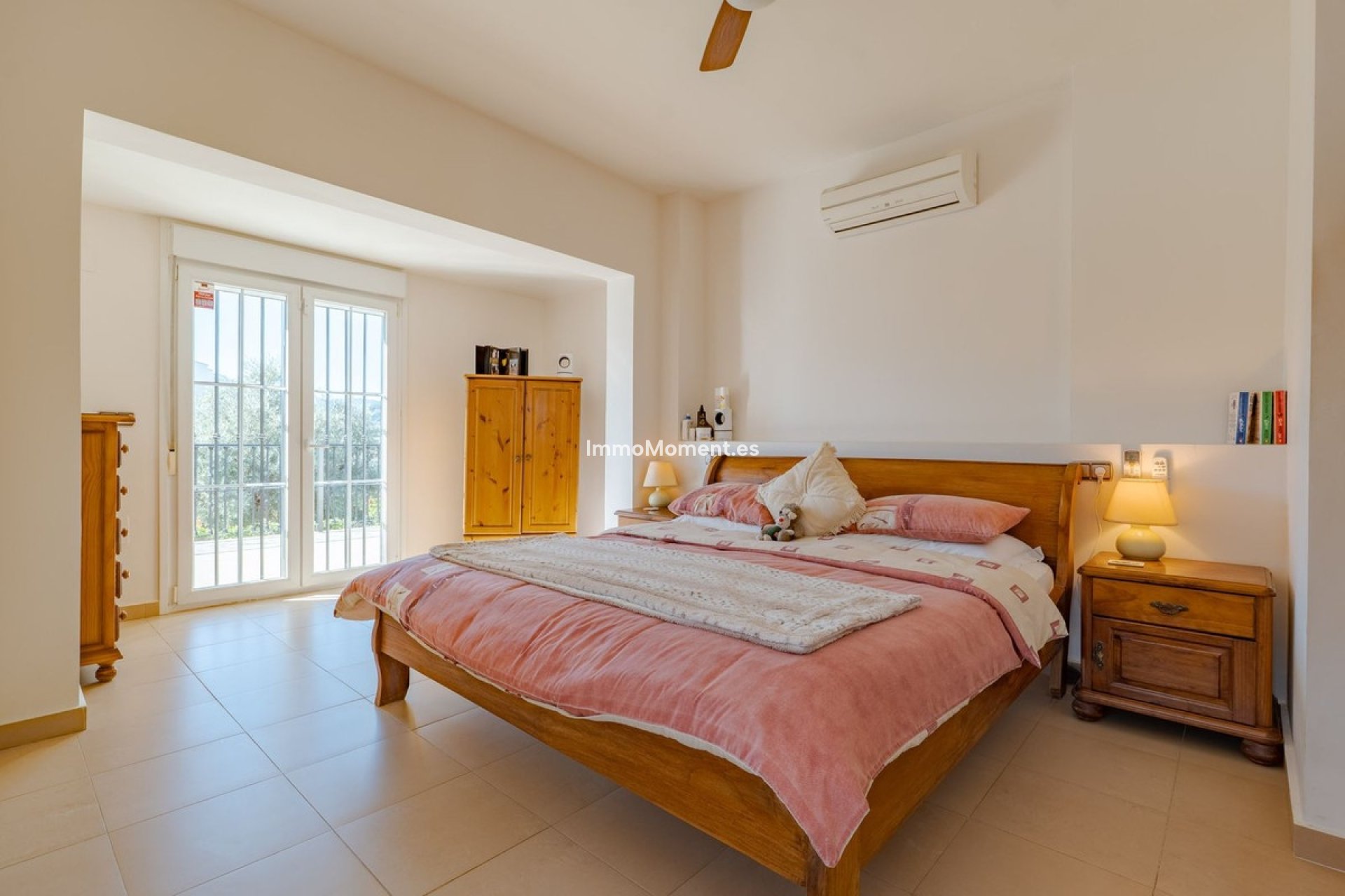 Resale - Detached villa - Inland  - Alhaurín el Grande Centro