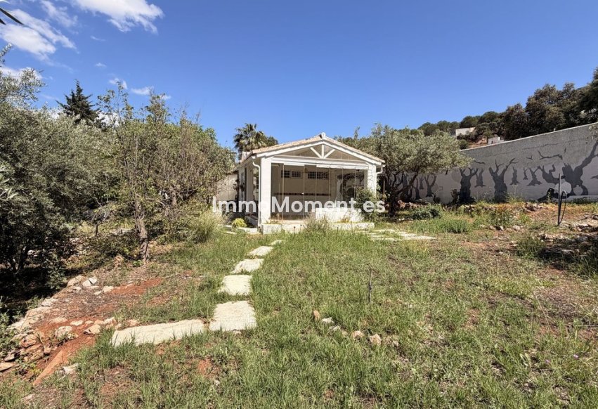 Resale - Detached villa - Inland  - Alhaurín el Grande Centro